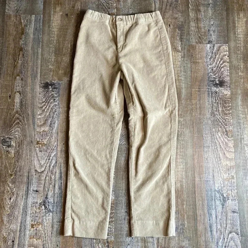 Brandy 💗 Melville  | Cropped Corduroy Pants